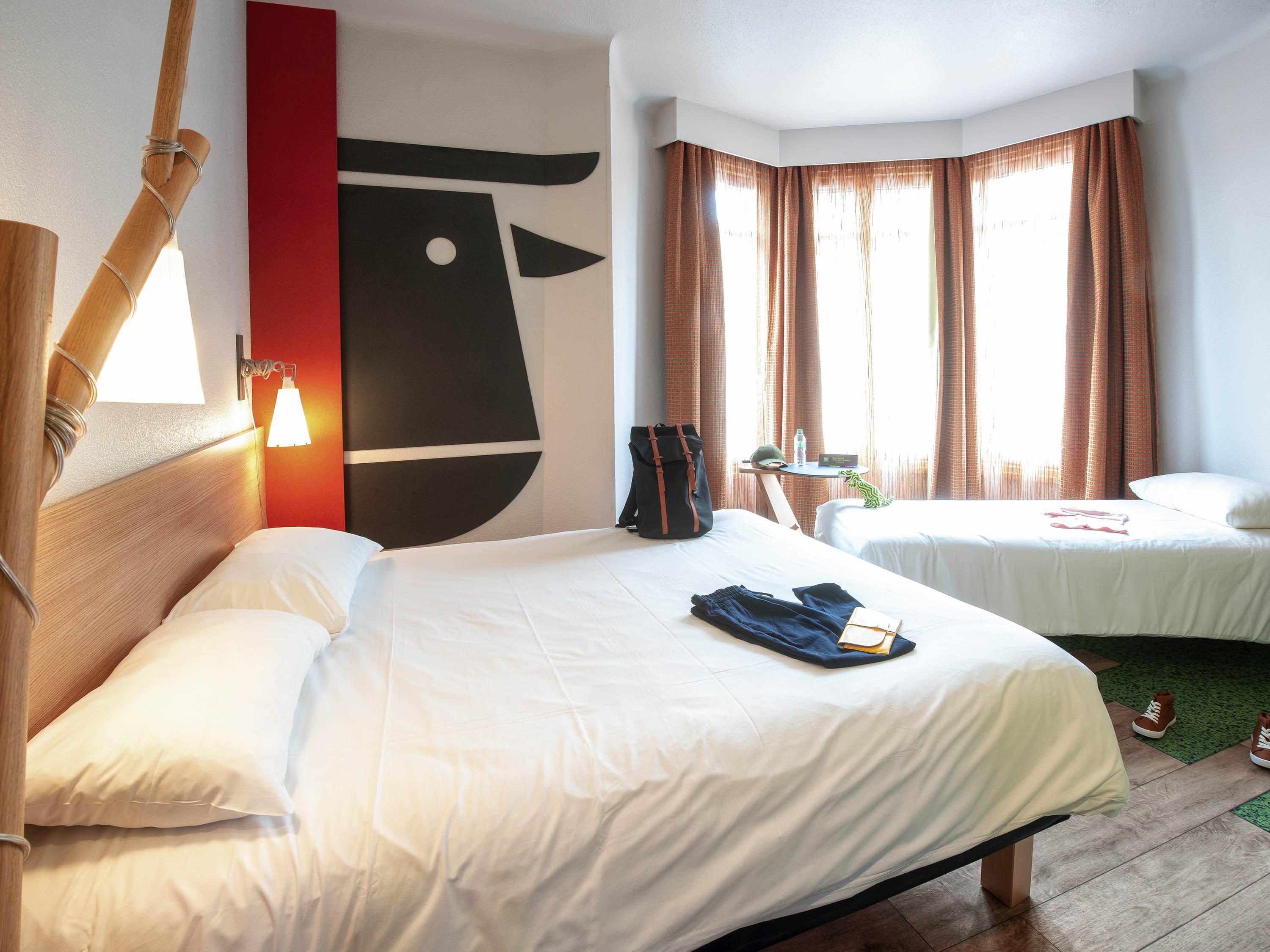 Ibis Styles Moulins Centre Hotel Екстериор снимка