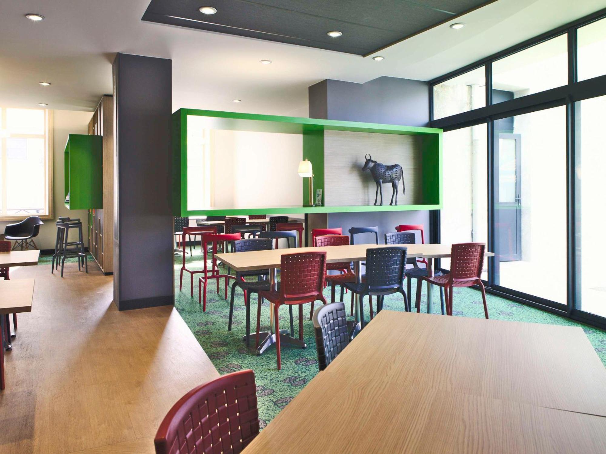 Ibis Styles Moulins Centre Hotel Екстериор снимка