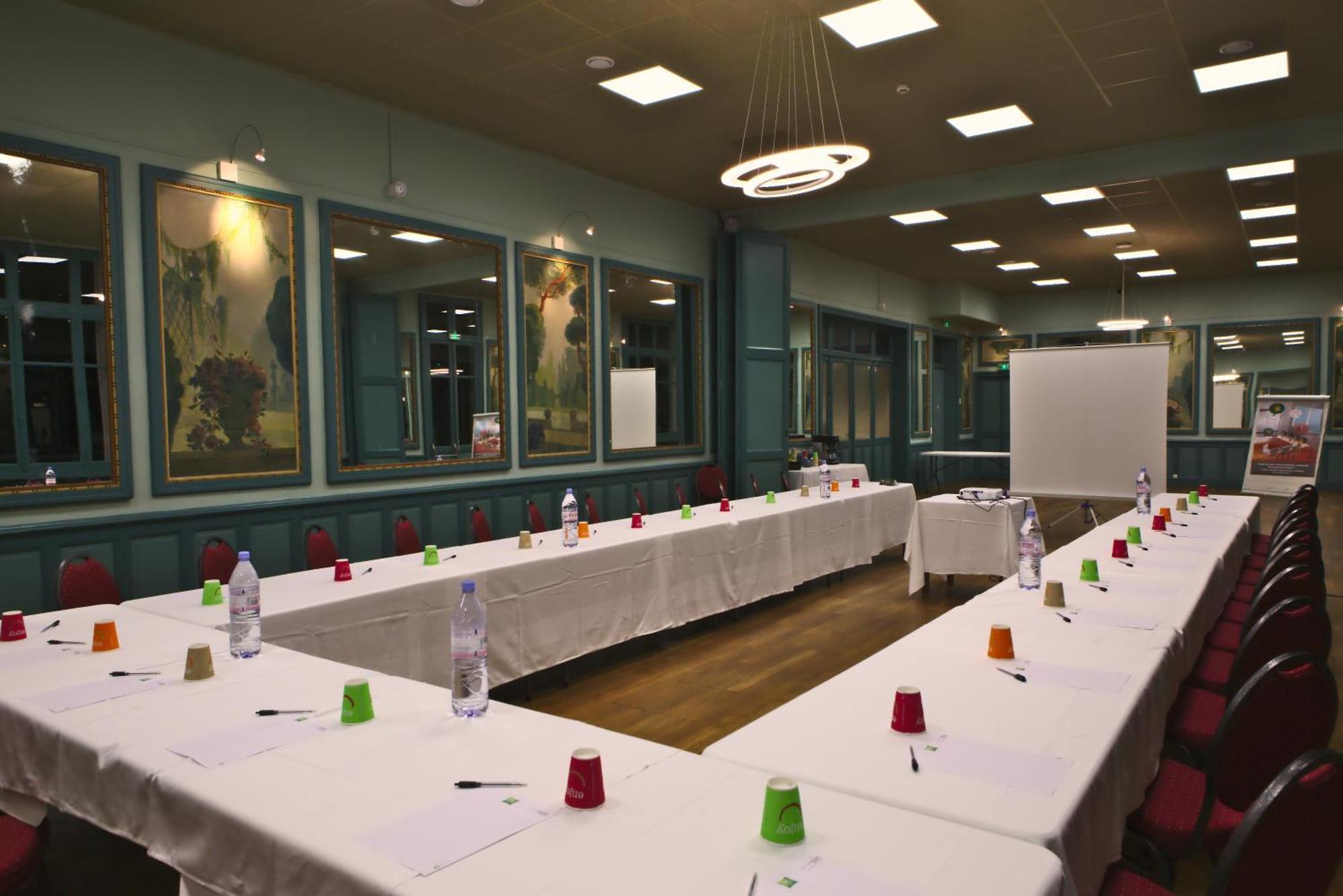 Ibis Styles Moulins Centre Hotel Екстериор снимка