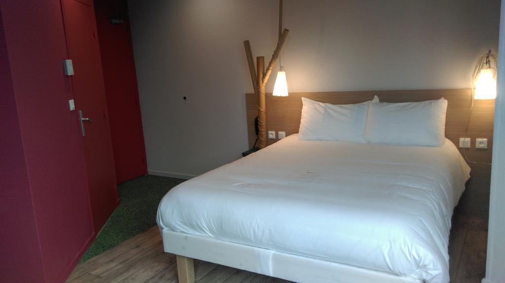 Ibis Styles Moulins Centre Hotel Стая снимка