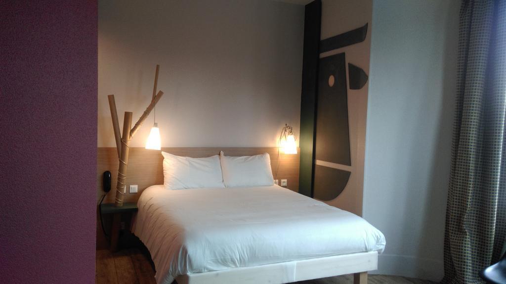 Ibis Styles Moulins Centre Hotel Стая снимка